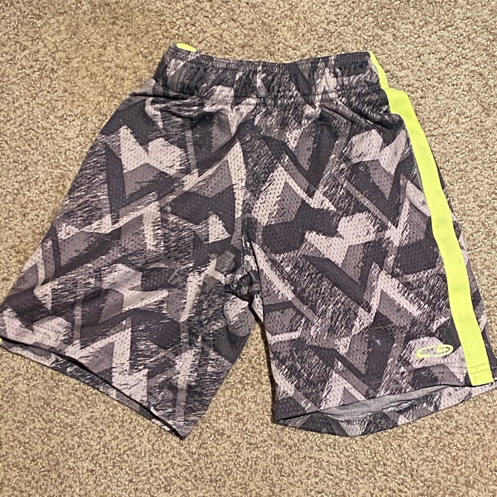 Boys grey/green champion shorts